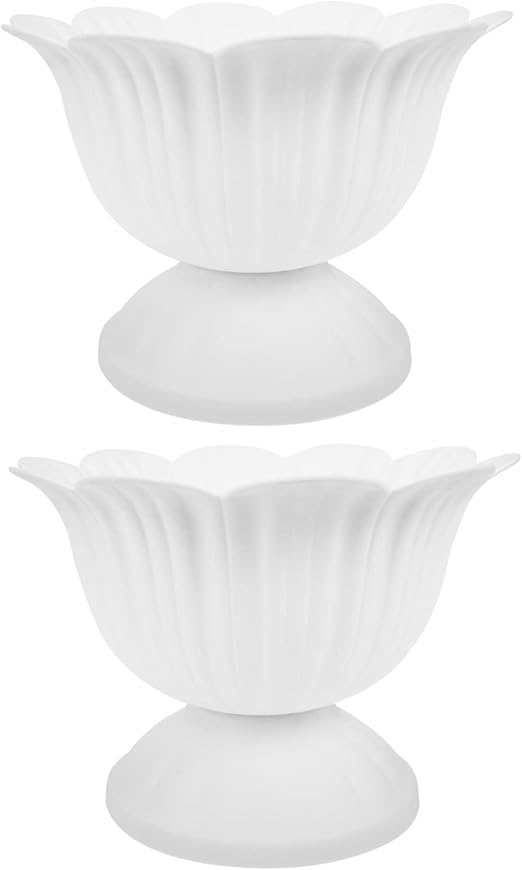 White Petal-Shaped Plastic Flower Pots (Set of 2)｜Elegant Raised Base Planters for Indoor & Outdoor Garden Décor